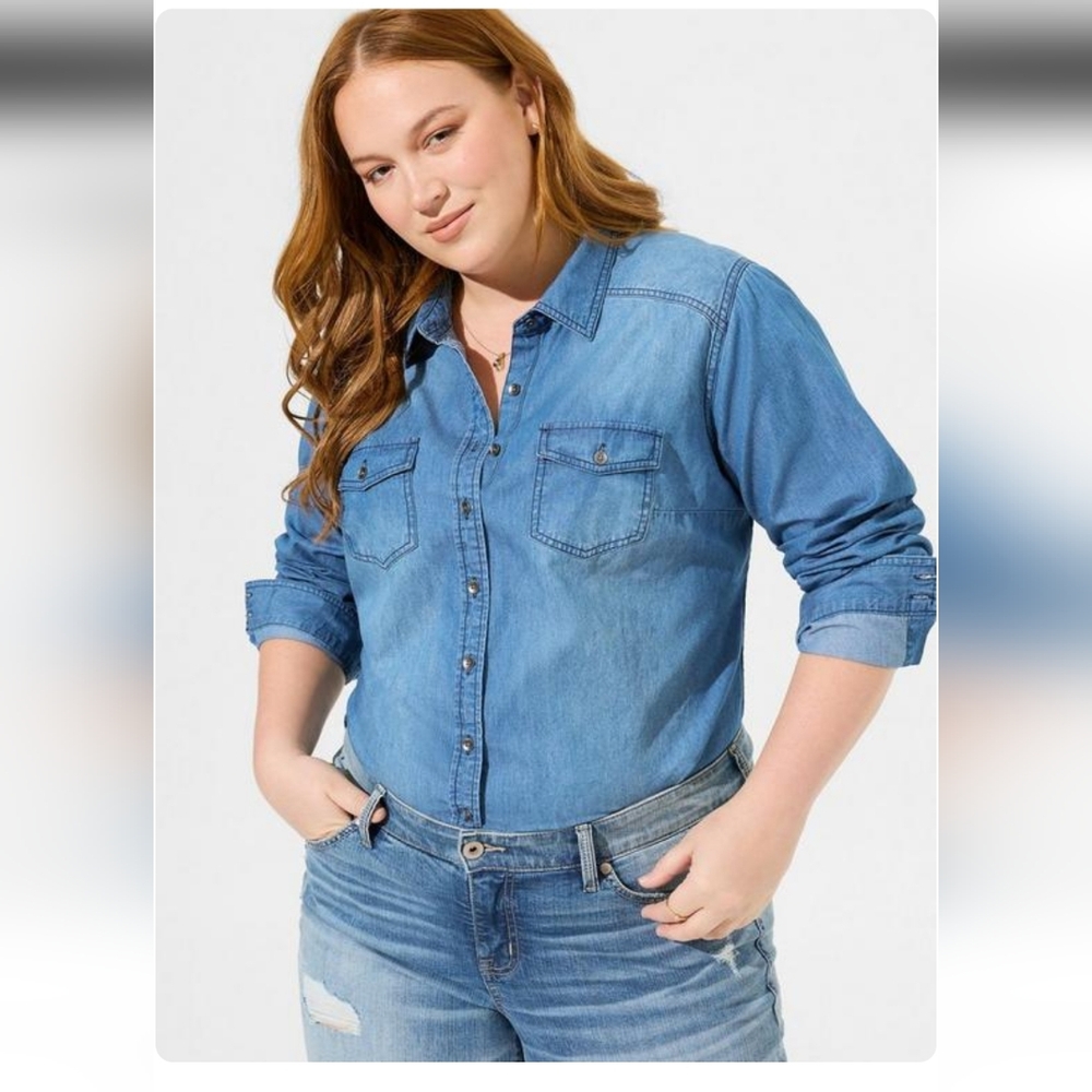 NWT Taylor Medium Wash Denim Button-Down Shirt 2X